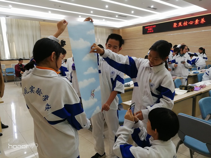 1540367442596608.jpg 让孙悟空“动起来”实践活动.jpg