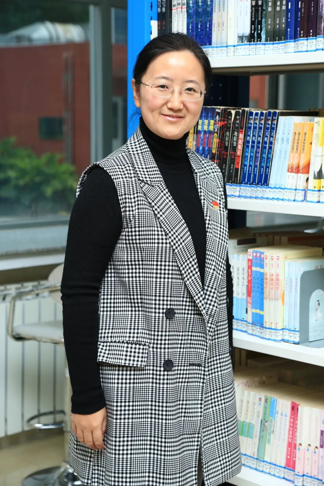 邱婷,海淀区班主任带头人,北航实验学校中学部政治学科带头人。开设各级公开课十余节,在市、区各项教学比赛中获奖